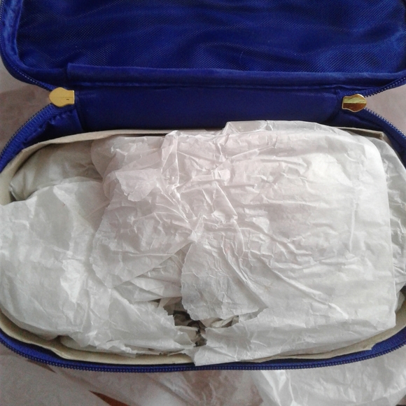 NWT QUO MAKEUP BAG - Picture 4 of 6